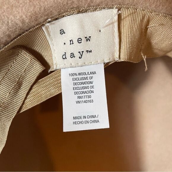 A NEW DAY WOOL HAT - Picture 3 of 5